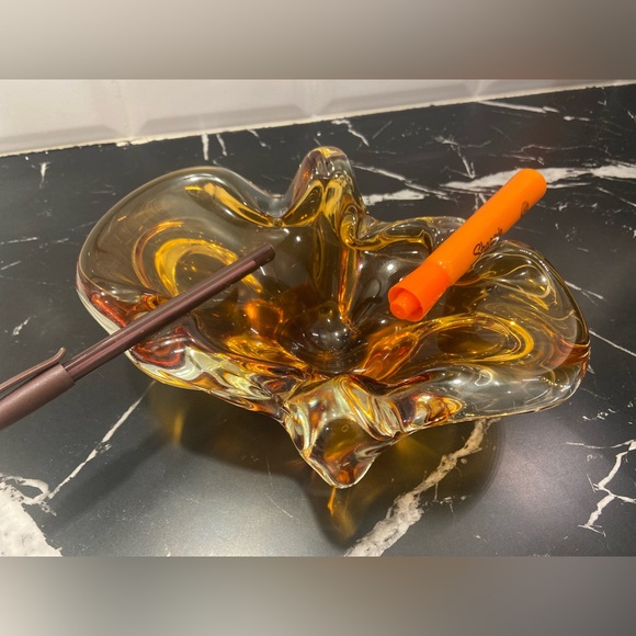 Vintage MCM blown glass ashtray - Picture 6 of 8